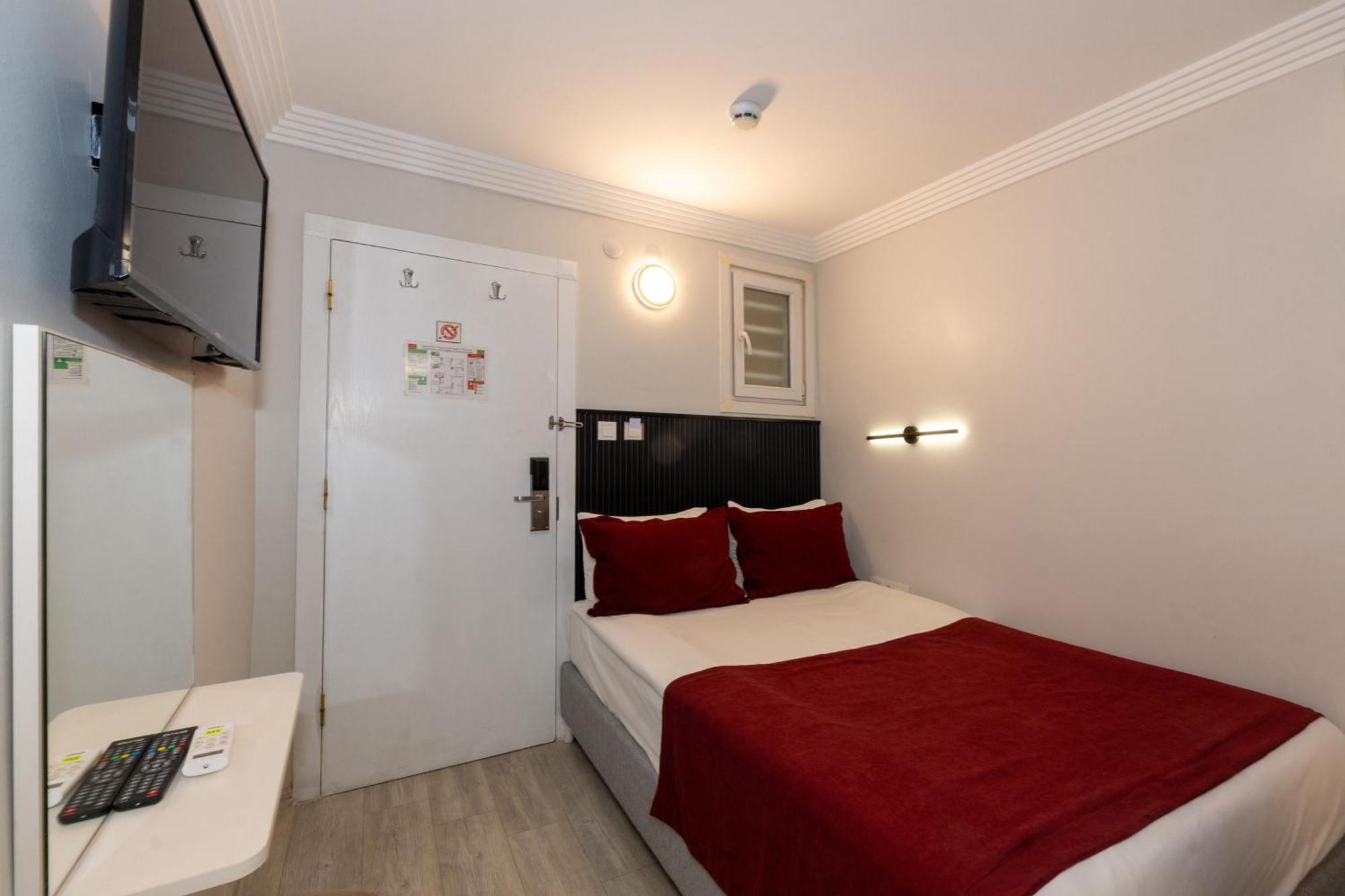 Istanbul Holiday Hotel Otel İstanbul