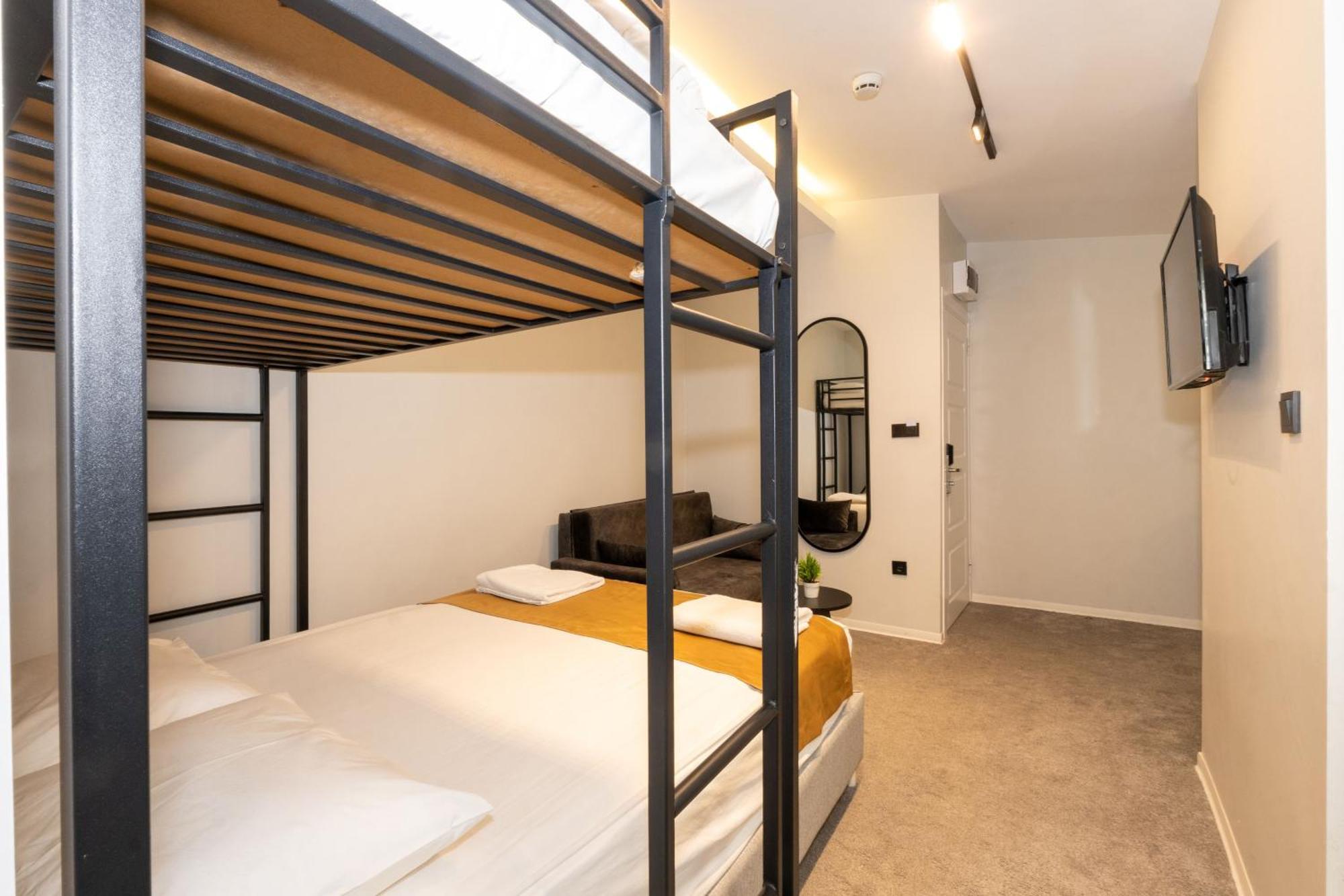 Istanbul Holiday Hotel Otel