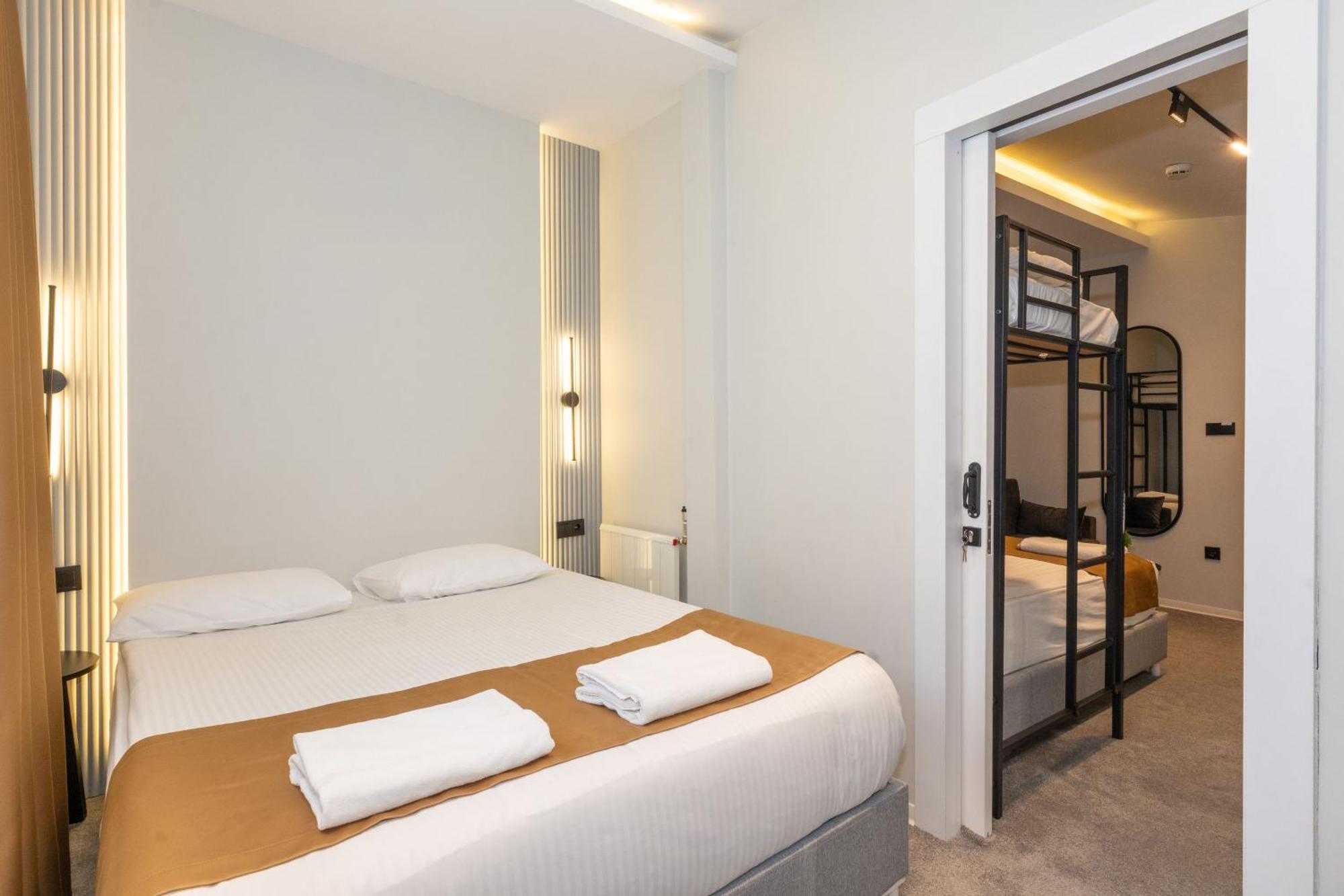 Otel Istanbul Holiday Hotel