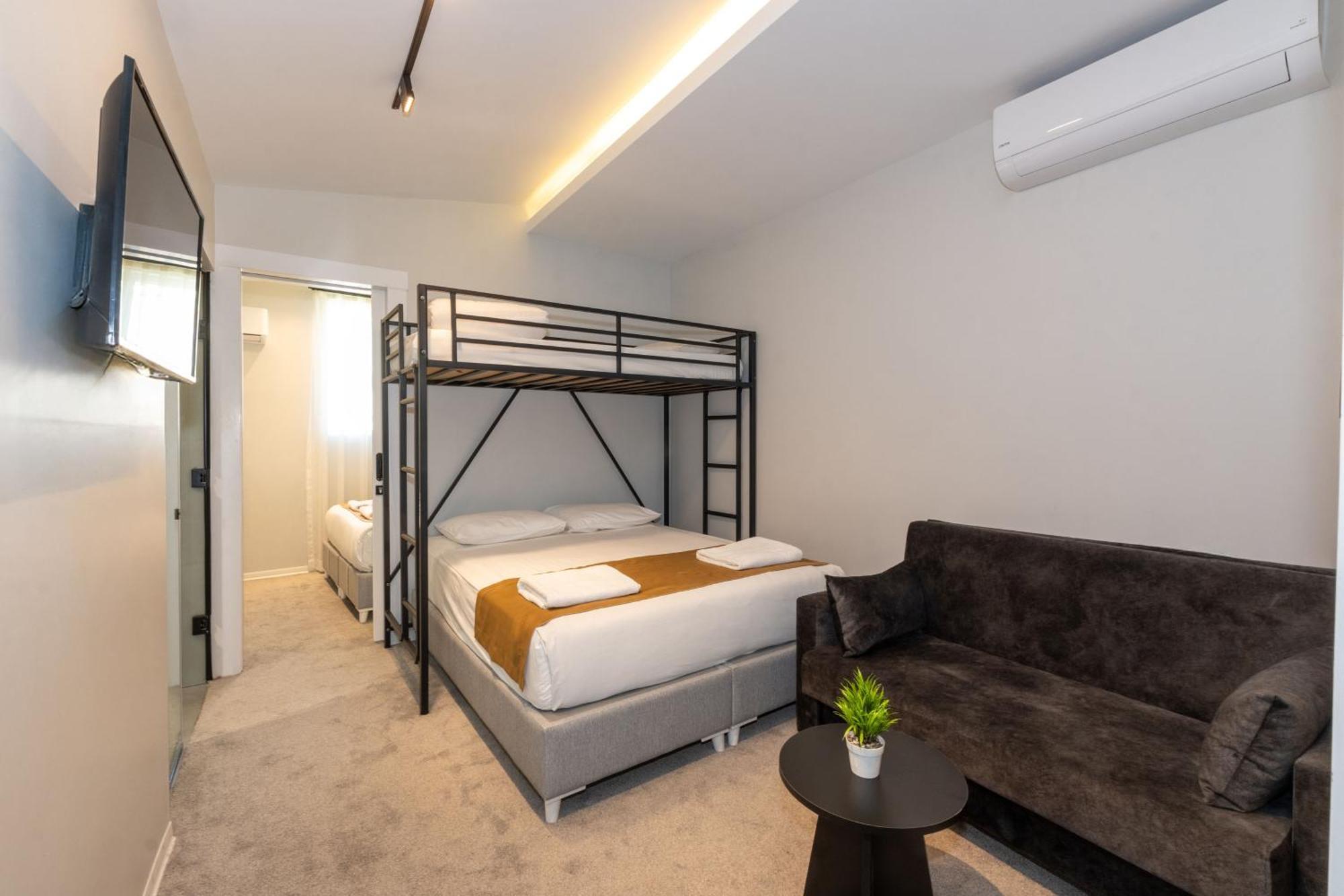 Istanbul Holiday Hotel 3* İstanbul