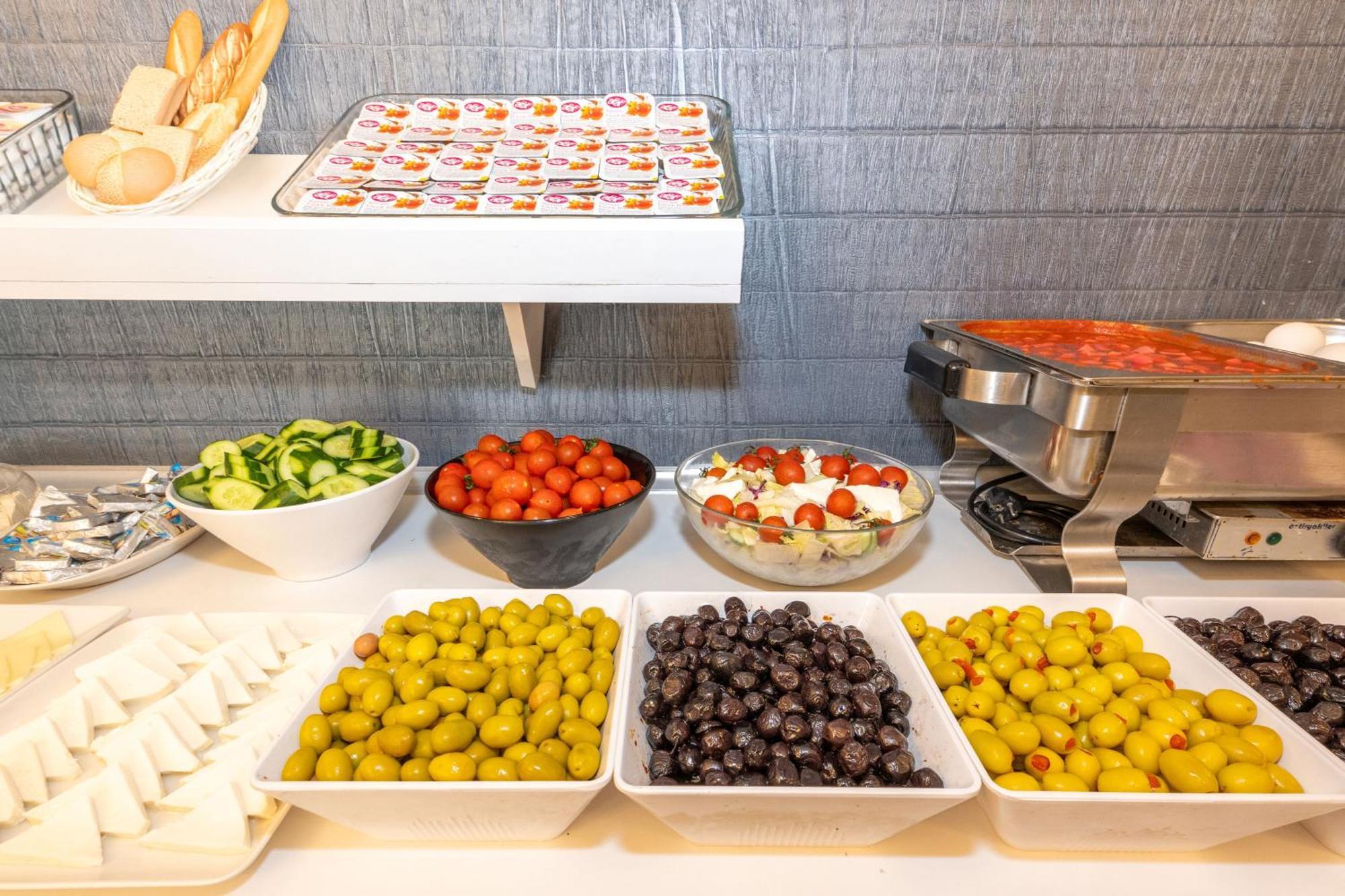 Istanbul Holiday Hotel 3* İstanbul