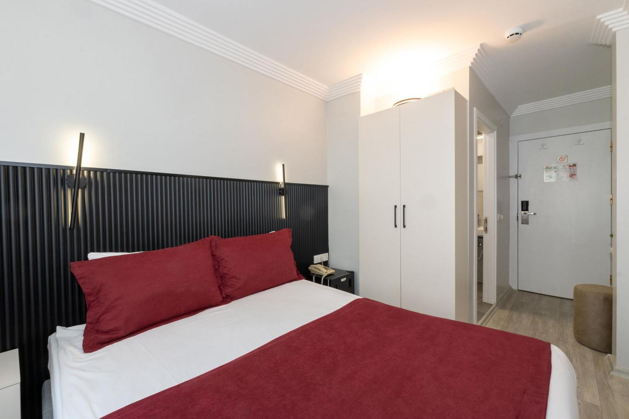 Istanbul Holiday Hotel Hotel 3*