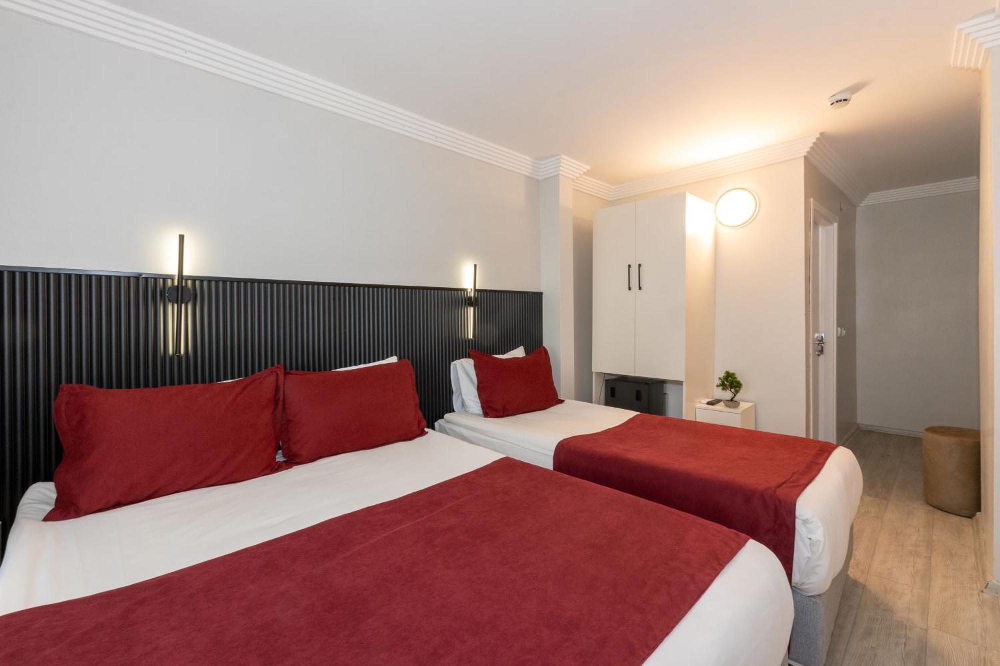 Hotel Istanbul Holiday Hotel 3*