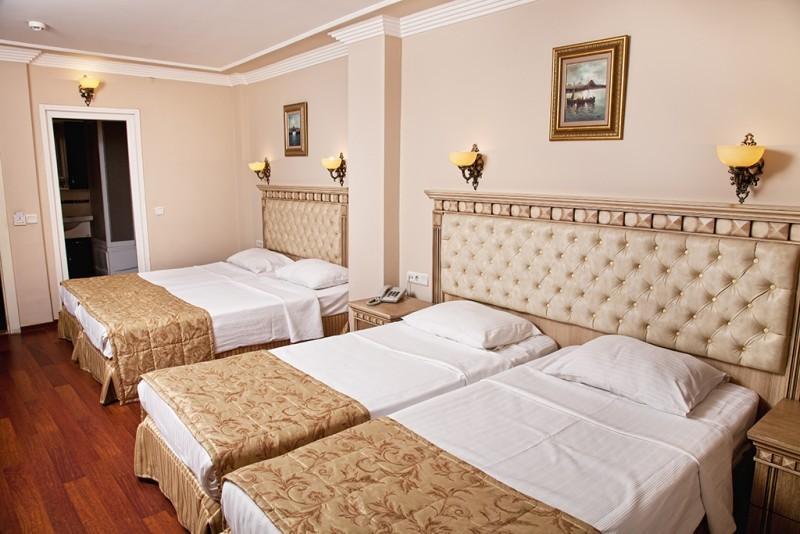 Istanbul Holiday Hotel Hotel