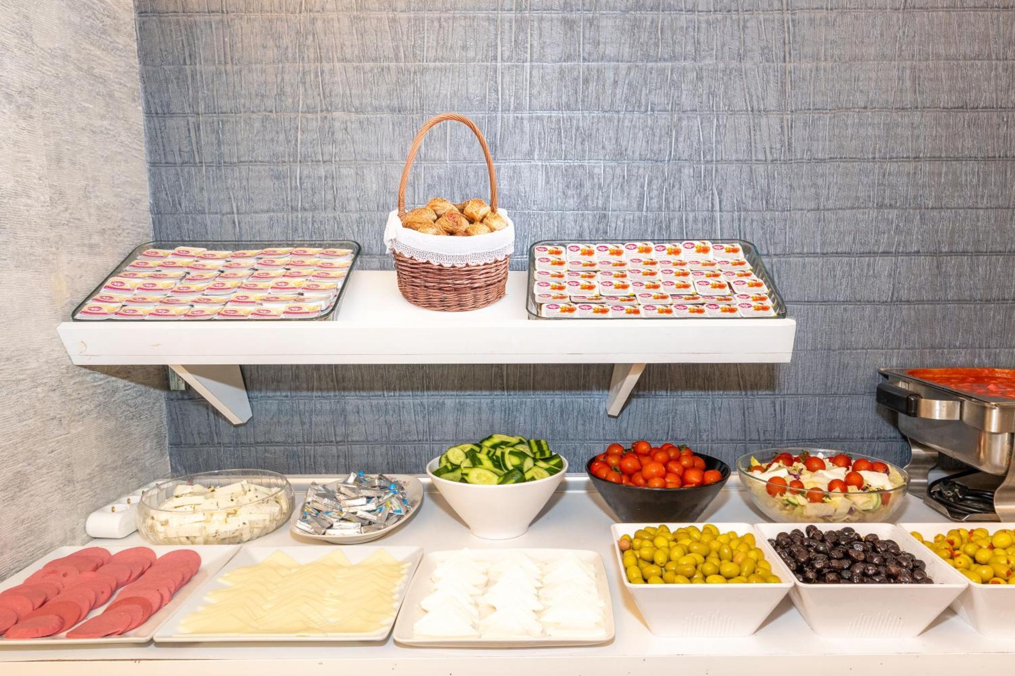 Istanbul Holiday Hotel Hotel 3*